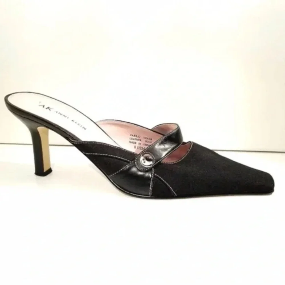 Anne Klein Signature Pattern Mules with top strap - Picture 2 of 9